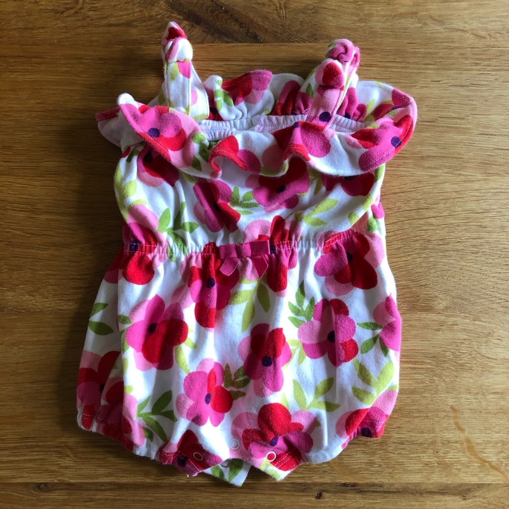 Gymboree 0-3 Month Red Floral Romper